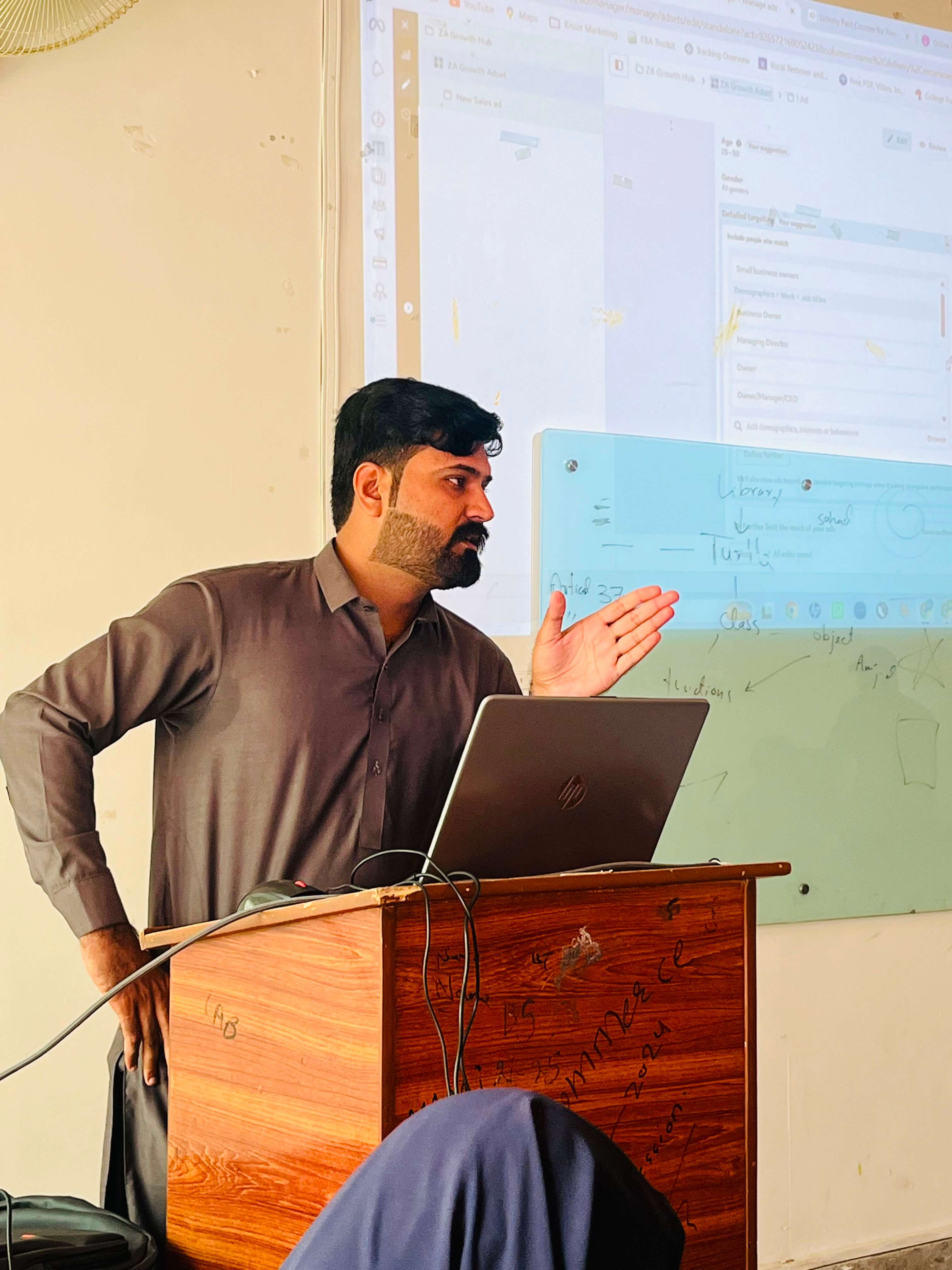 Hunar Tehreek training class in session — photo 2